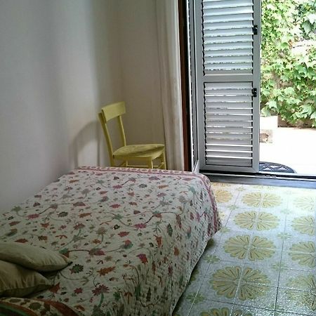 Villa L'Ulivina ซอร์เรนโต ภายนอก รูปภาพ